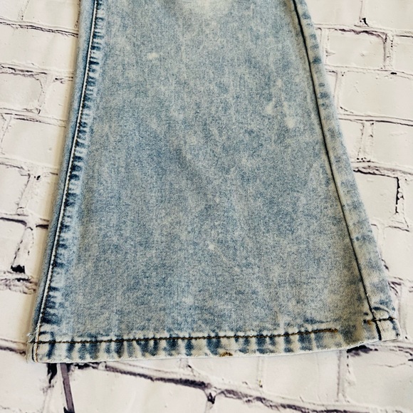Women’s Wide Leg Flare Jean Heavy Distress size Small - Picture 5 of 7
